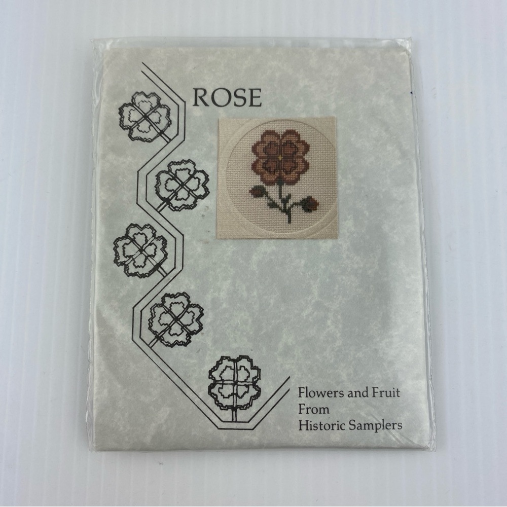 Rose Greeting Card Cross Stitch Kit Textile Heritage Collection NEW